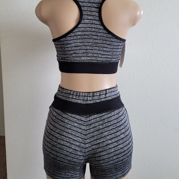 BRAND NEW BIKER SHORTS AND SPORTS BRA SETS - Picture 7 of 13